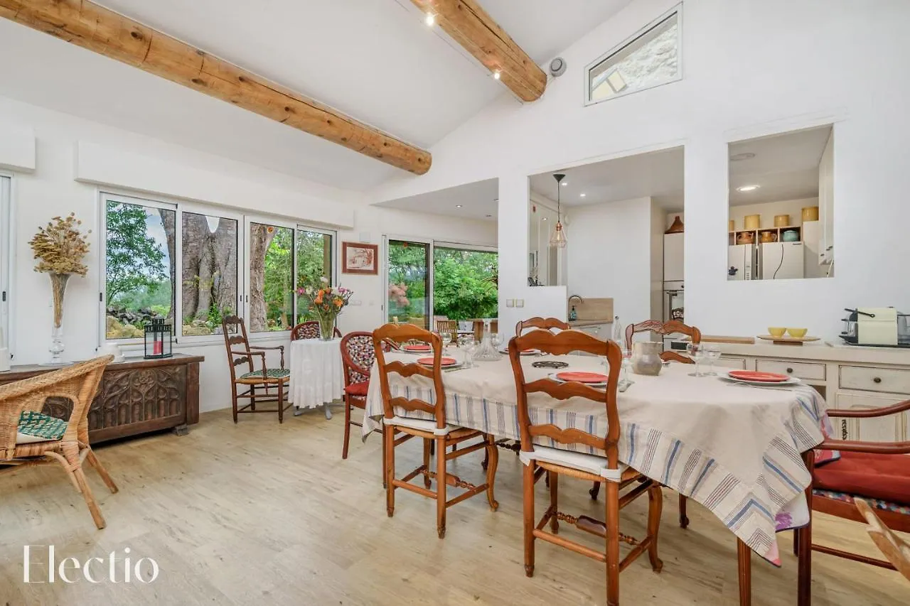 Country house Mas Du Rocher I Electio Puget